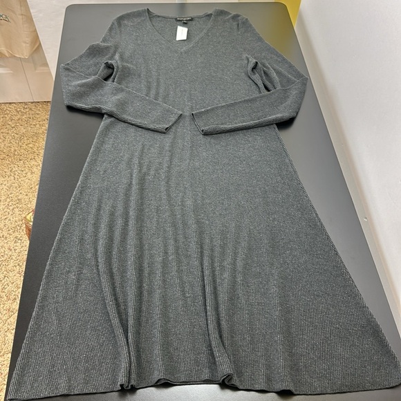 Banana Republic Gray V Neck Ribbed Sweater Midi Dress L Minimalist Classic - Picture 4 of 13